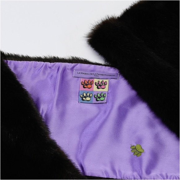 LA MAISON DE LA FAUSSE FOURRURE Faux Fur Pull-Through Scarf Made in France - Picture 3 of 8